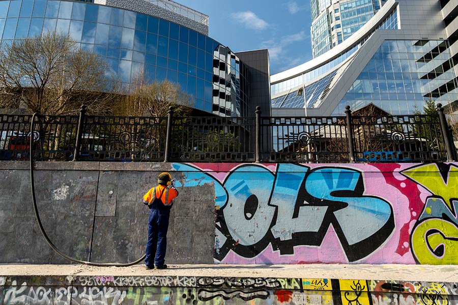 buswell bennett pressure washing detail graffiti